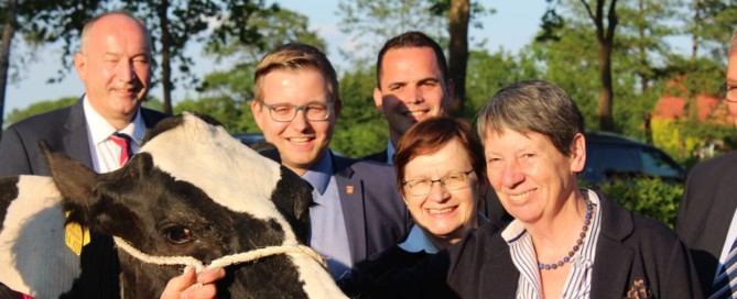 Bundesumweltministerin Hendricks zu Besuch auf dem Hof Lucassen