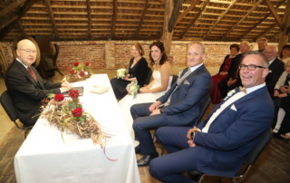 Hochzeitspaar in der Mueseumsscheune